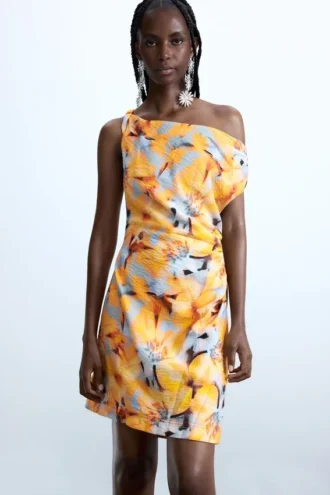 Asymmetrisches Blumenkleid