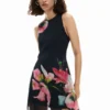 Asymmetrisches Blumenkleid Asymmetrisches Blumenkleid