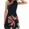Asymmetrisches Blumenkleid Asymmetrisches Blumenkleid