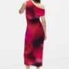 Asymmetrisches Drapier-Kleid Asymmetrisches Drapier-Kleid