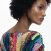 Asymmetrisches Kleid mit Rüschen Asymmetrisches Kleid mit Rüschen