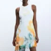 Asymmetrisches, ärmelloses Kleid Asymmetrisches, ärmelloses Kleid