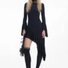 Asymmetrisches schwarzes Kleid von María Escote