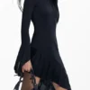 Asymmetrisches schwarzes Kleid von María Escote