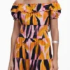 Bardot-Kleid mit Rüschen Bardot-Kleid mit Rüschen