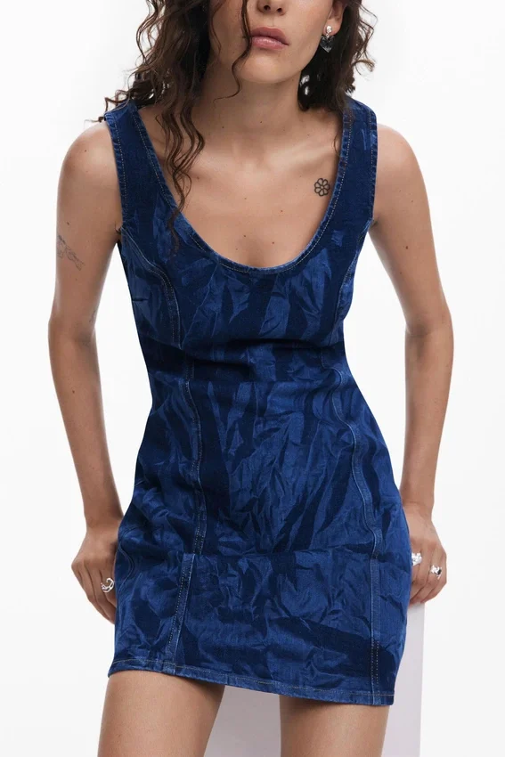 Bedrucktes Jeans-Kleid Bedrucktes Jeans-Kleid
