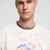 Bedrucktes T-Shirt mit Motiven