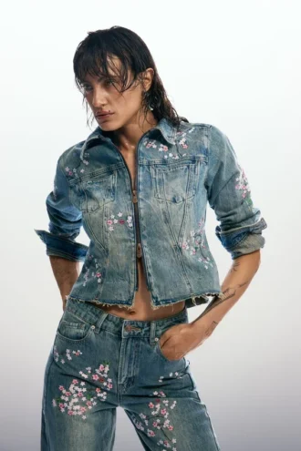 Bestickte Jeansjacke