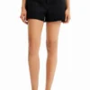 Bestickte Jeansshorts