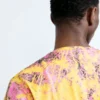 Besticktes bedrucktes T-Shirt