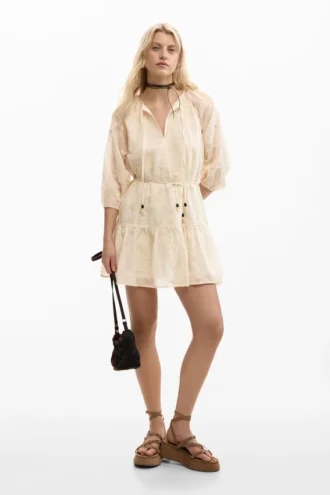 Besticktes Kleid mit Schleife