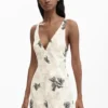 Besticktes Trägerkleid mit Zweigmotiv Besticktes Trägerkleid mit Zweigmotiv