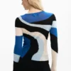 Blauer Strickpullover Blauer Strickpullover