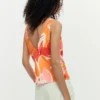 Bluse mit Blütenblatt-Trägern Bluse mit Blütenblatt-Trägern