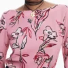 Bluse mit Blumenmuster Bluse mit Blumenmuster