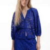 Bluse mit Cut-outs
