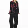 Bluse mit pixelartigem Blumenmuster