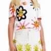 Cut-Out-T-Shirt