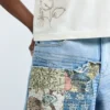 Denim-Bermudas mit Aufnähern Denim-Bermudas mit Aufnähern