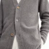 Einfarbige, strukturierte Strickjacke Einfarbige, strukturierte Strickjacke