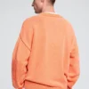 Einfarbiger Strickpullover Einfarbiger Strickpullover