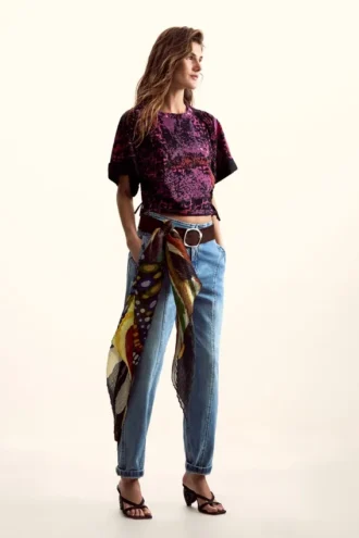Ethno-T-Shirt, entworfen von Christian Lacroix
