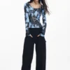 Feiner Pullover mit floraler Textur Feiner Pullover mit floraler Textur