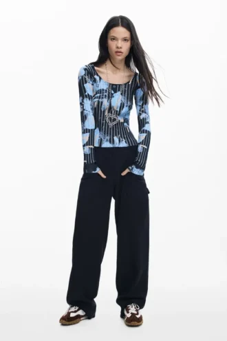 Feiner Pullover mit floraler Textur