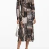 Fließendes Kleid mit Animal-Print Fließendes Kleid mit Animal-Print