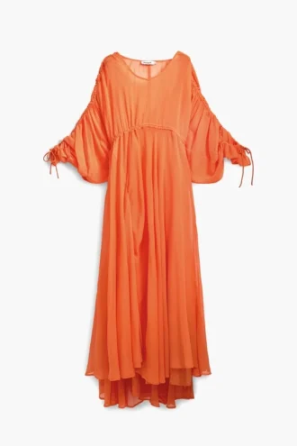 Fließendes langes Kleid
