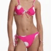 Fuchsiafarbenes Bikini-Oberteil mit Muschelprint