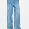 Gerade Jeans mit Inverted-Effekt Gerade Jeans mit Inverted-Effekt