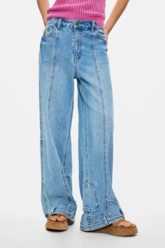 Gerade Jeans mit Inverted-Effekt