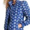 Gesteppte Jacke mit Spitze Gesteppte Jacke mit Spitze