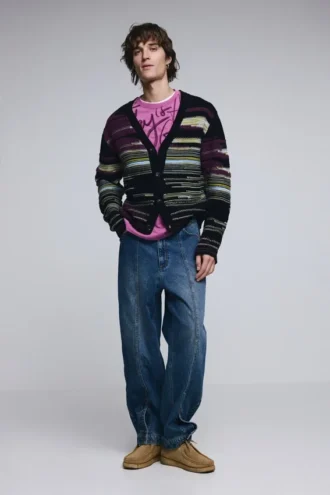 Gestreifter Strickpullover