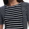 Gestreiftes Kurzarm-T-Shirt Gestreiftes Kurzarm-T-Shirt