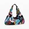 Große bestickte Tasche