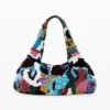 Große bestickte Tasche