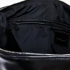 Große glänzende gewebte Tasche