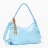 Große glänzende Tasche