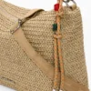 Große Raffia-Tasche mit Anhängern Große Raffia-Tasche mit Anhängern