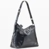Große Tasche aus Kunstleder