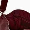 Große Tasche aus Kunstleder
