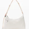 Große Tasche mit Anhängern