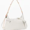 Große Tasche mit Anhängern