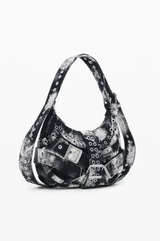 Große Tasche mit Schnallen
