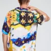 Hemden mit Kosmos-Print