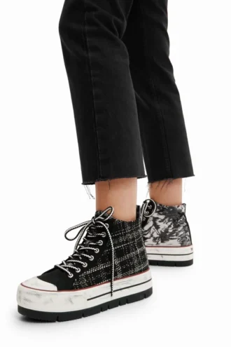 High-Top-Sneaker mit Tartan-Plateausohle