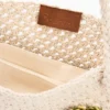 Häkel-Tasche mit Blumen Häkel-Tasche mit Blumen