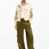 Jacke mit Blumenapplikationen